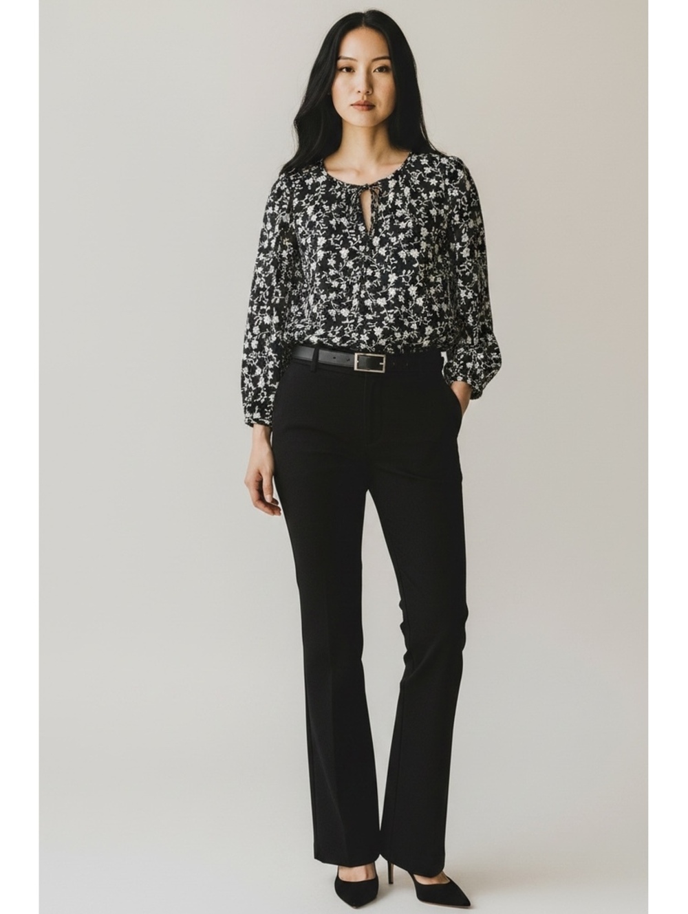 1.State Women’s Black Floral Blouse, Long Sleeves, Size Medium